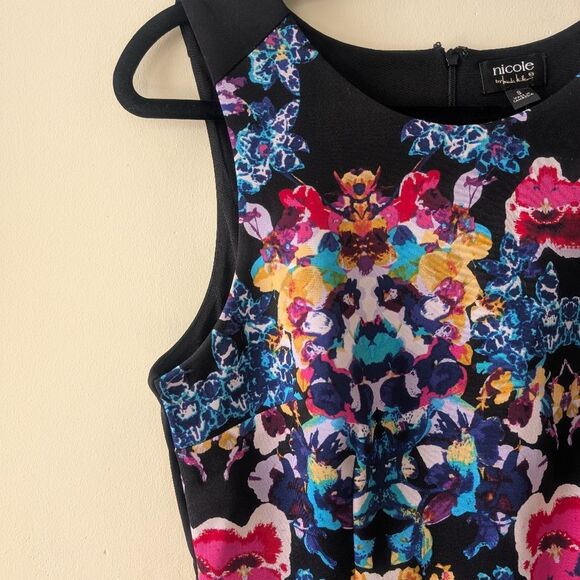 Nicole Miller Sleeveless Romper Dress Multi Floral Size Small - Picture 3 of 6